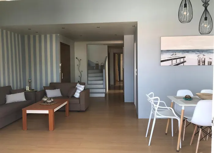 Georgia's Cozy #1 Apartment Kavala