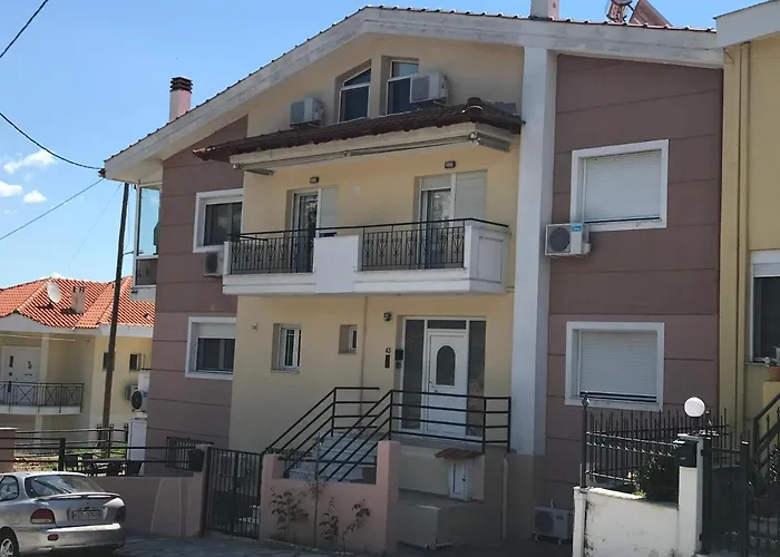 Georgia's Cozy #1 Kavala