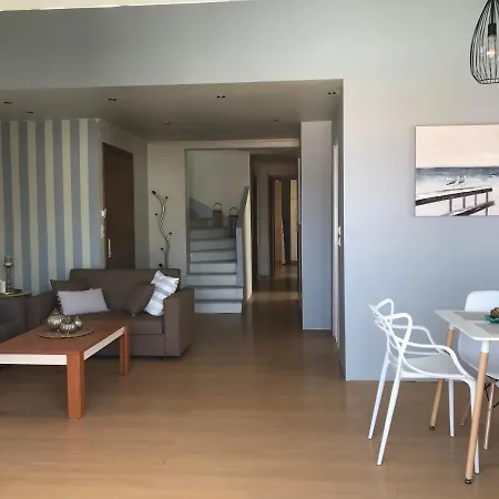 Georgia's Cozy #1 Apartment Kavala