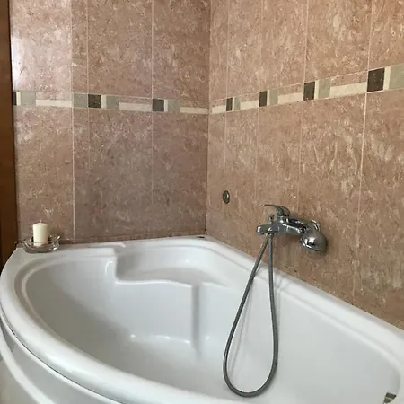 Georgia's Cozy #1 Apartment Kavala