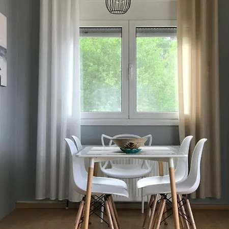 Georgia's Cozy #1 דירה *