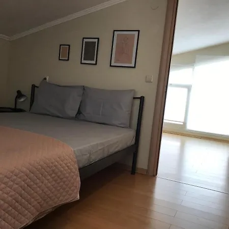 Georgia's Cozy #1 * Kavala