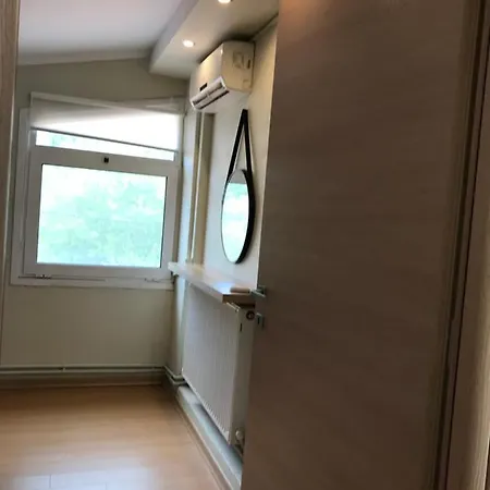 Georgia's Cozy #1 Apartment