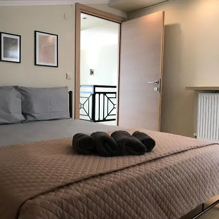 Georgia's Cozy #1 דירה